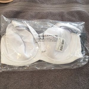 Maximum Support sports bra! 36D